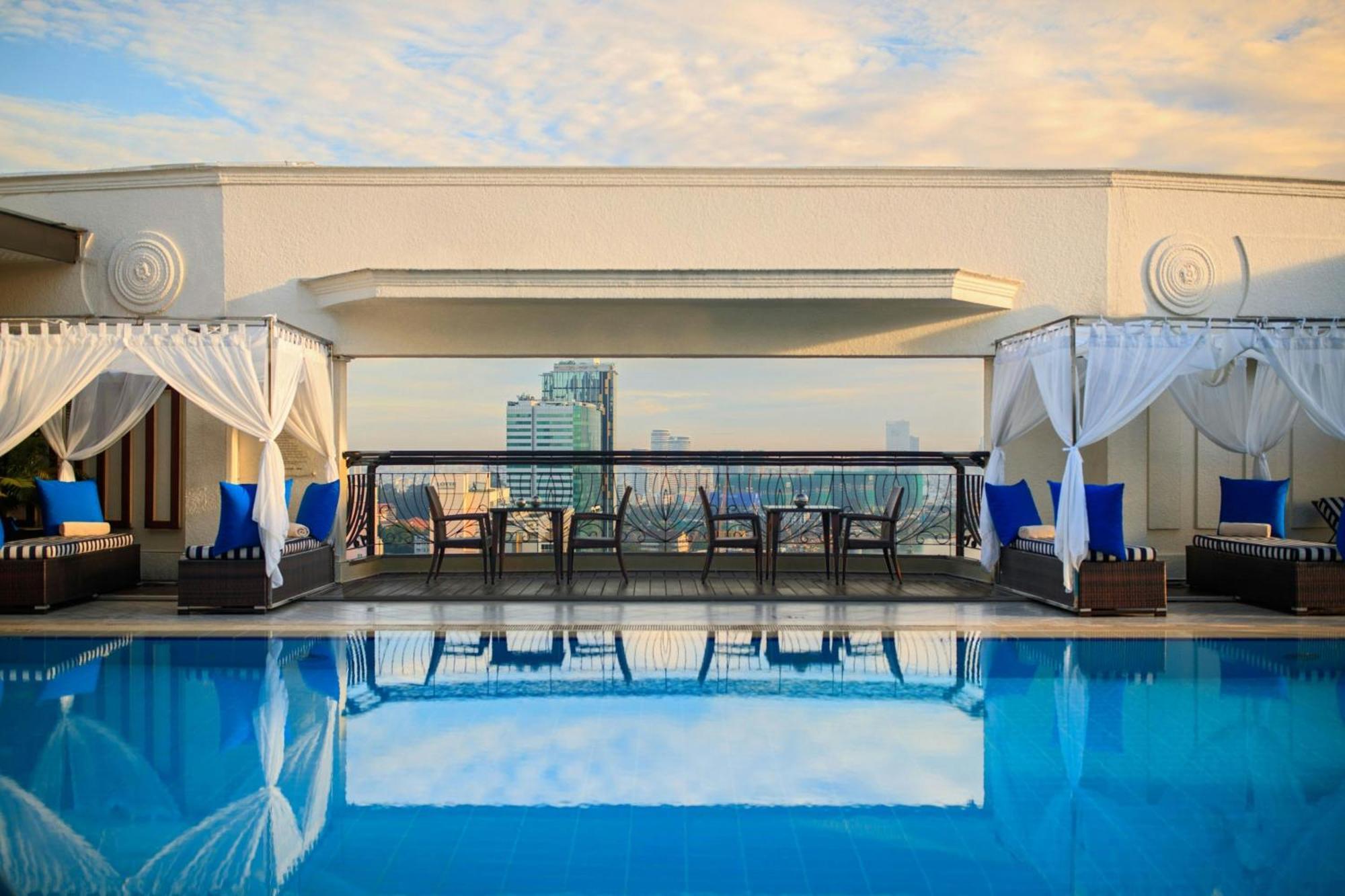 Renaissance Riverside Saigon Hotel